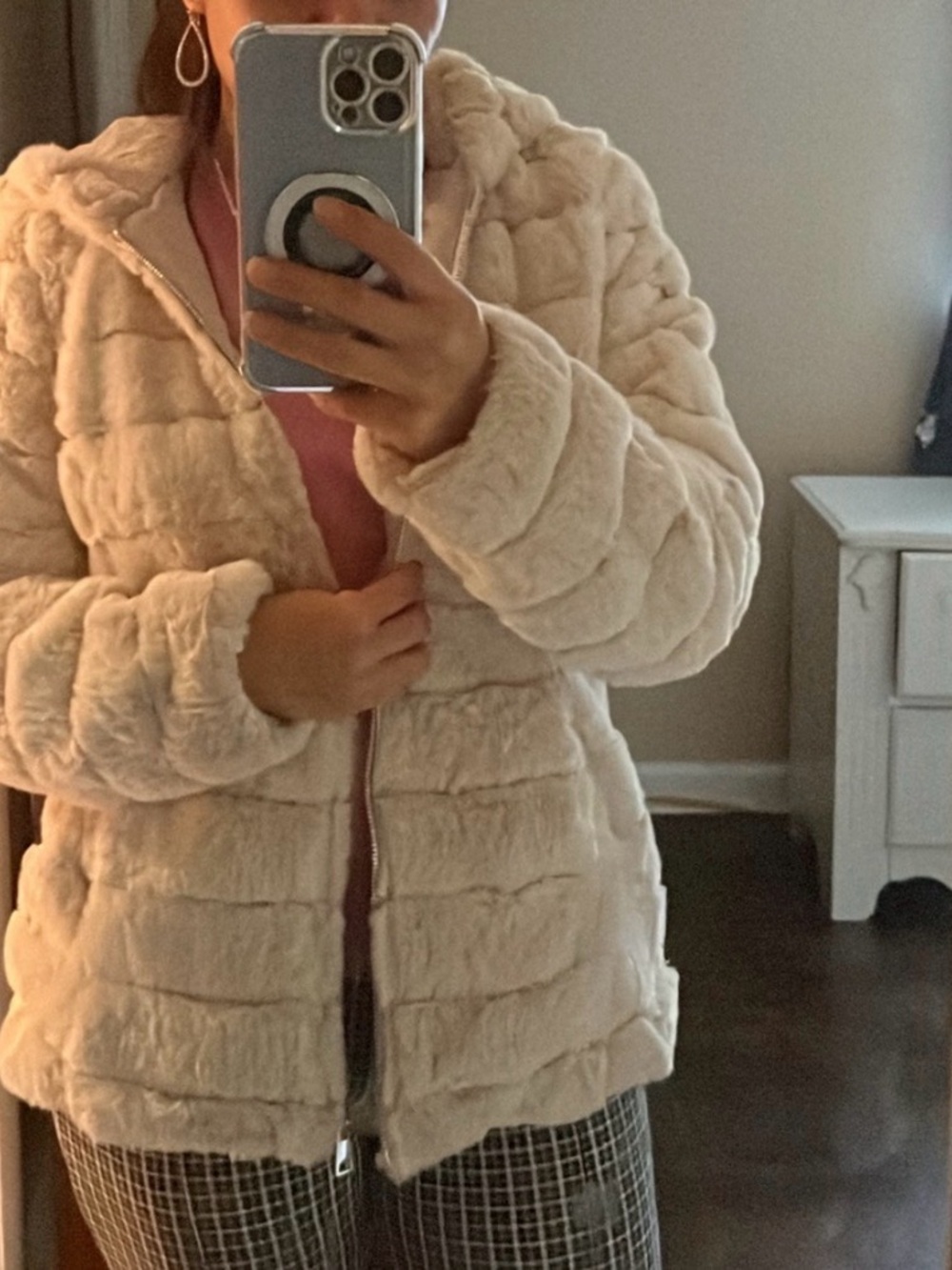 Cozy Cream Faux Fur Zip Hoodie - Women